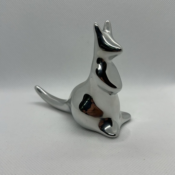 Rare Hoselton Aluminum KANGAROO Figurine 3 1/4" Canada - Picture 8 of 12